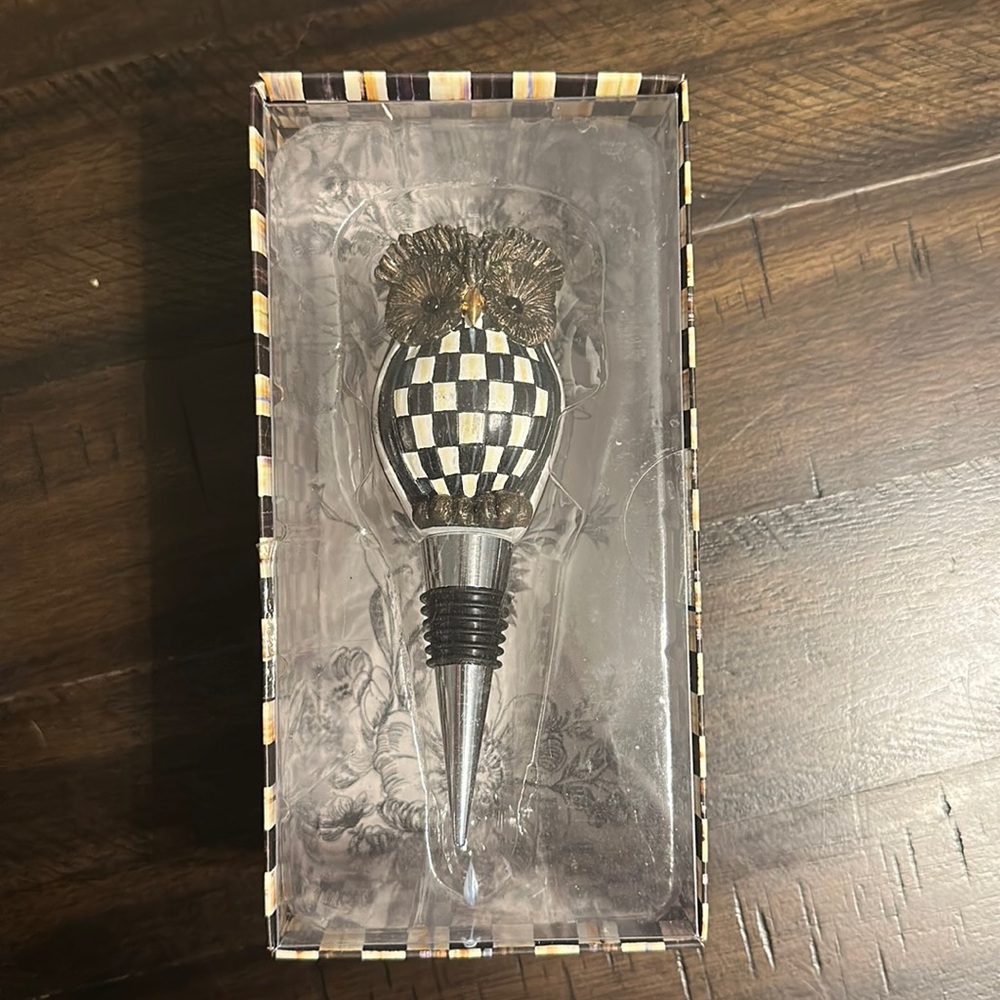 Mackenzie-Childs hoot owl bottle stopper